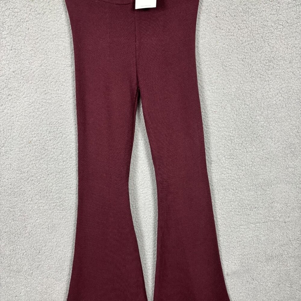 Forever 21Women's Burgundy Knit Flared Stretch Pants High Waisted Size Small NWT